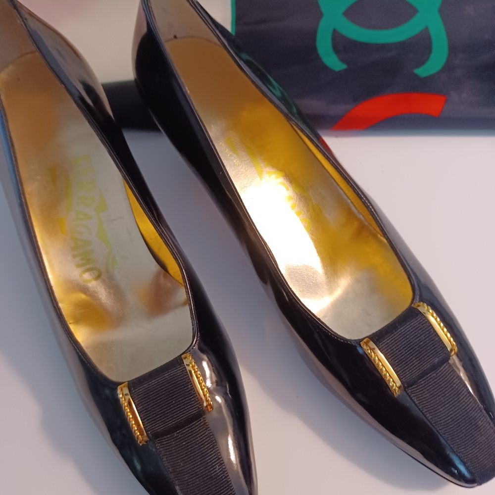 Salvatore Ferragamo shoes - Picture 2 of 9